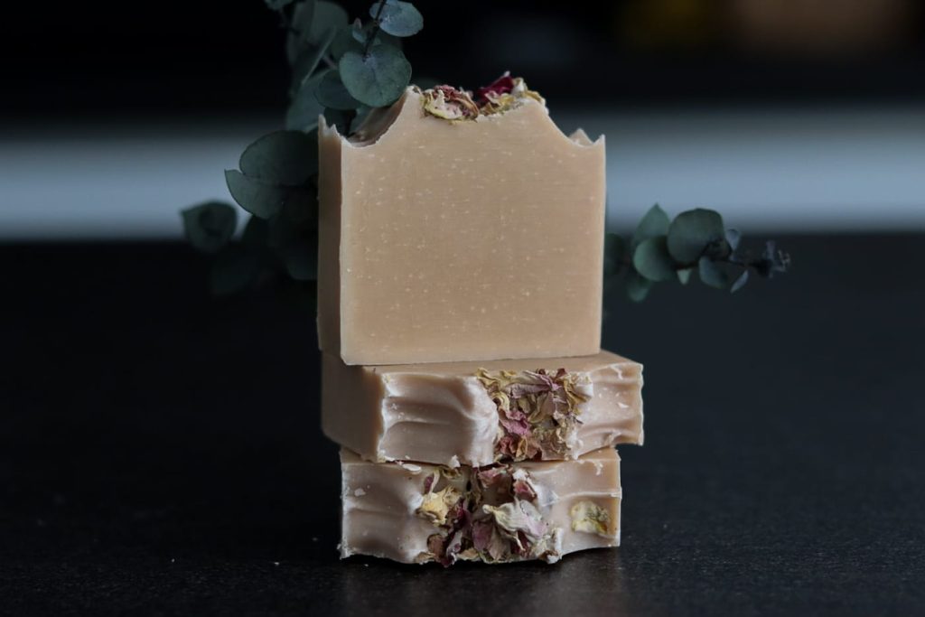 rose-soap-for-spring