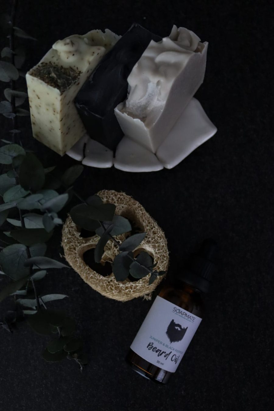 Gift Box for Men with Natural Skincare Products - Image 23