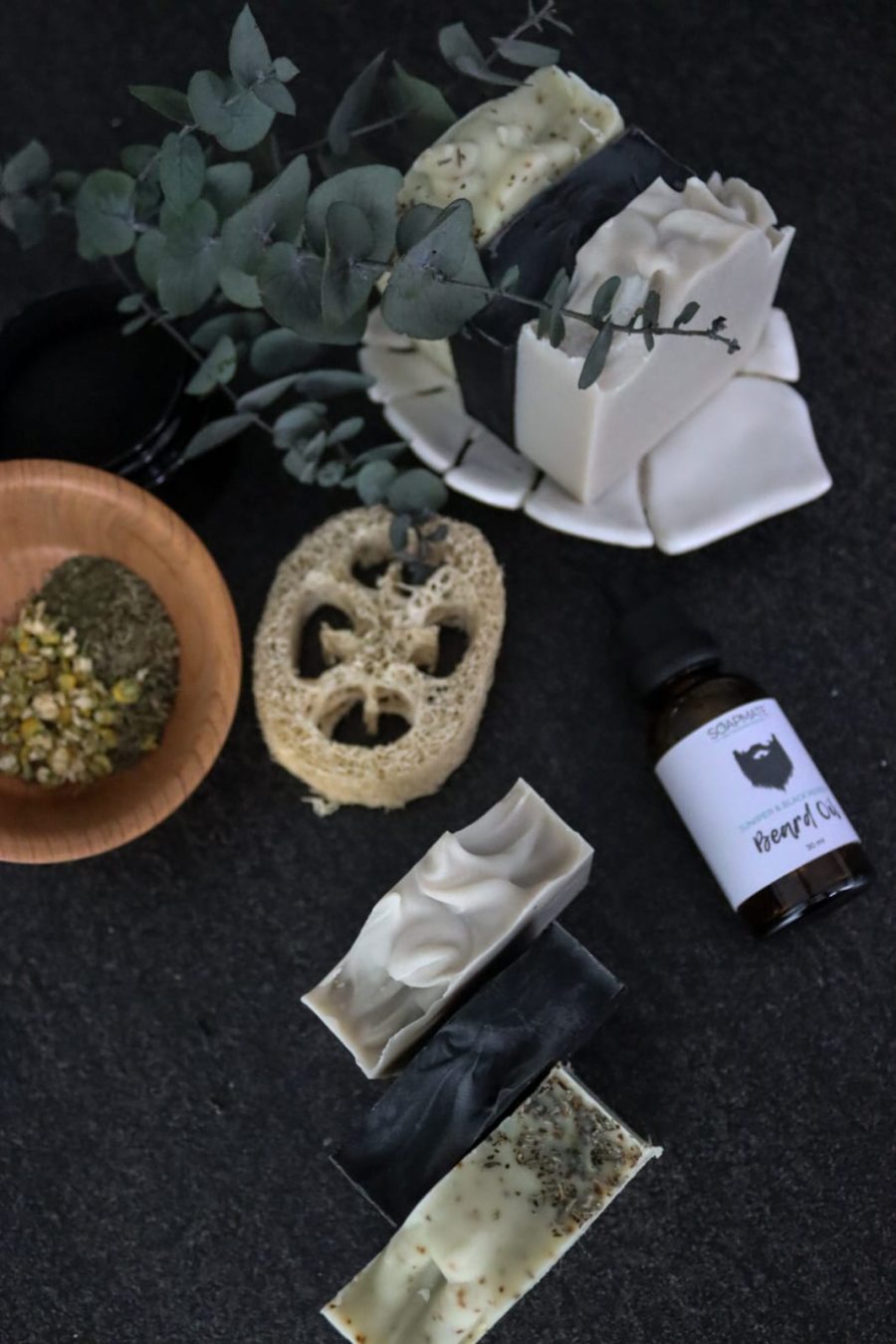 Gift Box for Men with Natural Skincare Products - Image 7