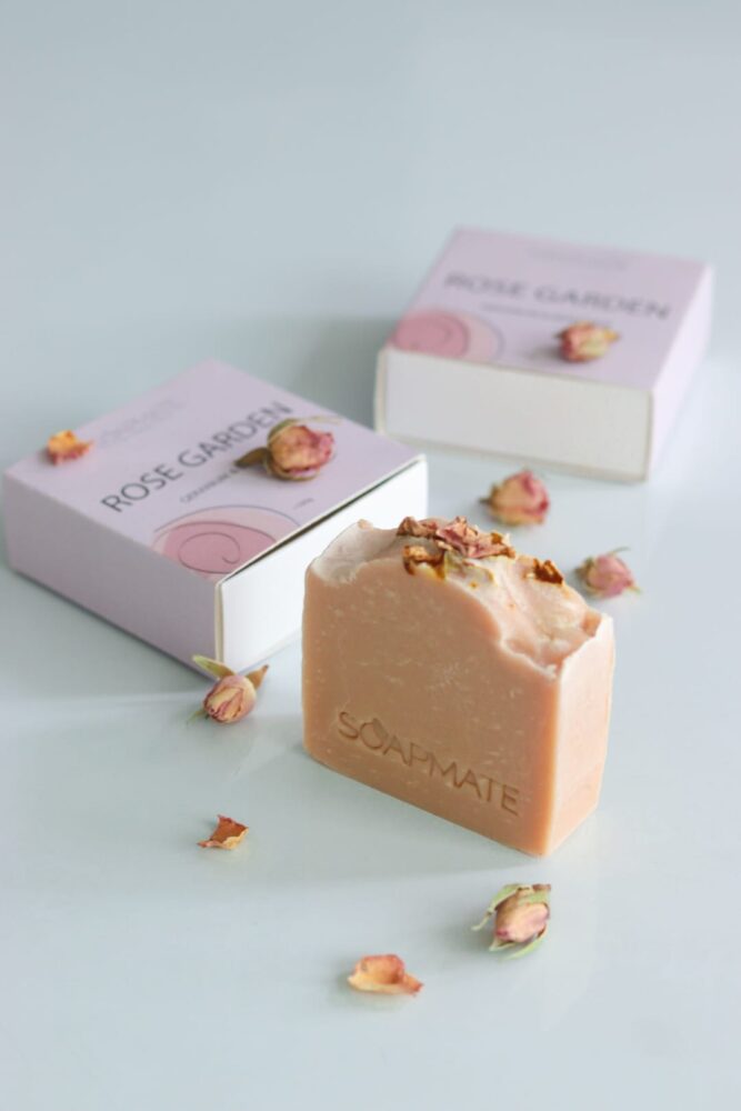 rose-soap-bath-salts-gift-set