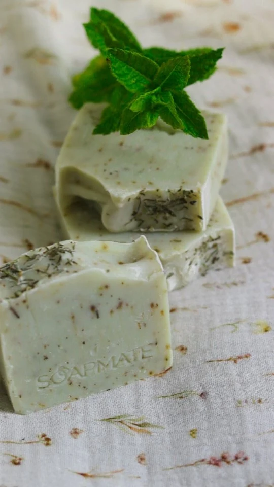 No ten-step routine or a drawer full of half-used bottles. 

Simply one cold process soap bar, made slowly by hand, with natural ingredients that work wonders for your skin and wellbeing.

This is the kind of skincare staple that earns its place and keeps it ❤️

if you know, you know 😉

.

.

.

#naturalskincare #coldprocesssoap #natuurlijkezeep #handgemaaktezeep #slowliving